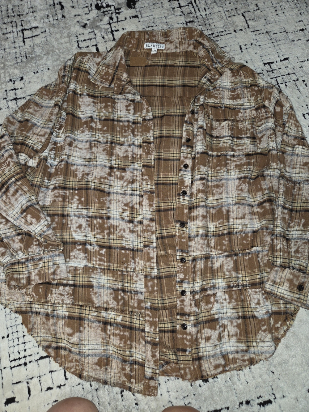 Blakeley Acid Wash Plaid Flannel Shirt/Bow detail on back  L/XL Womens Boutique